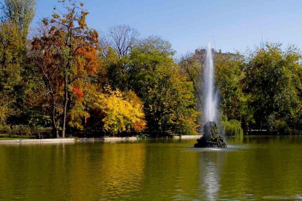 Central Park Bukarest Zimmer foto